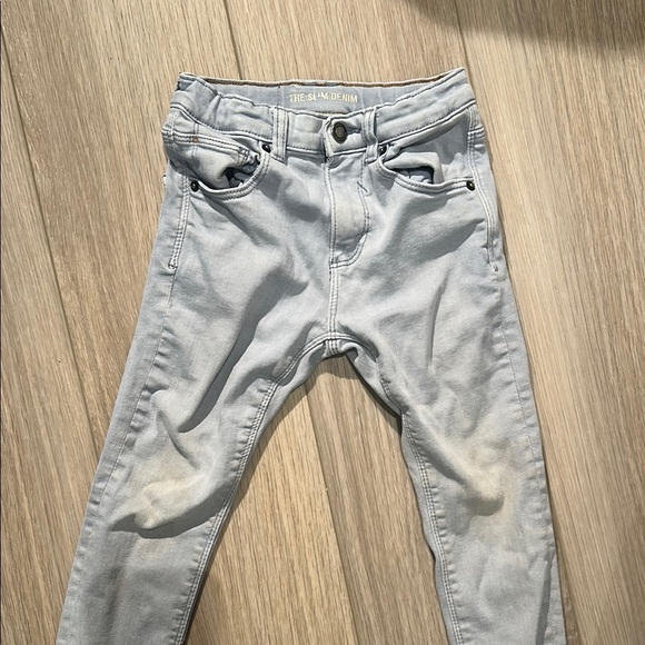 Zara Kids Light Gray Jeans - Picture 2 of 7